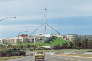 The car getting closer to Parliament House